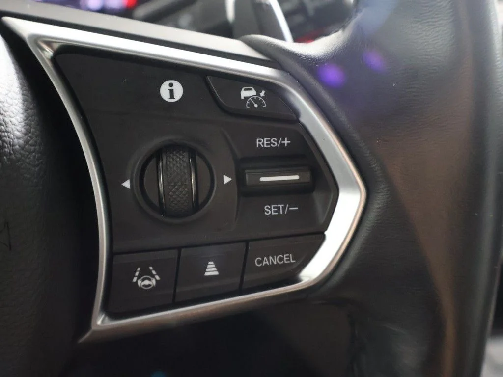 Used 2022 Silver Acura Advance image 48
