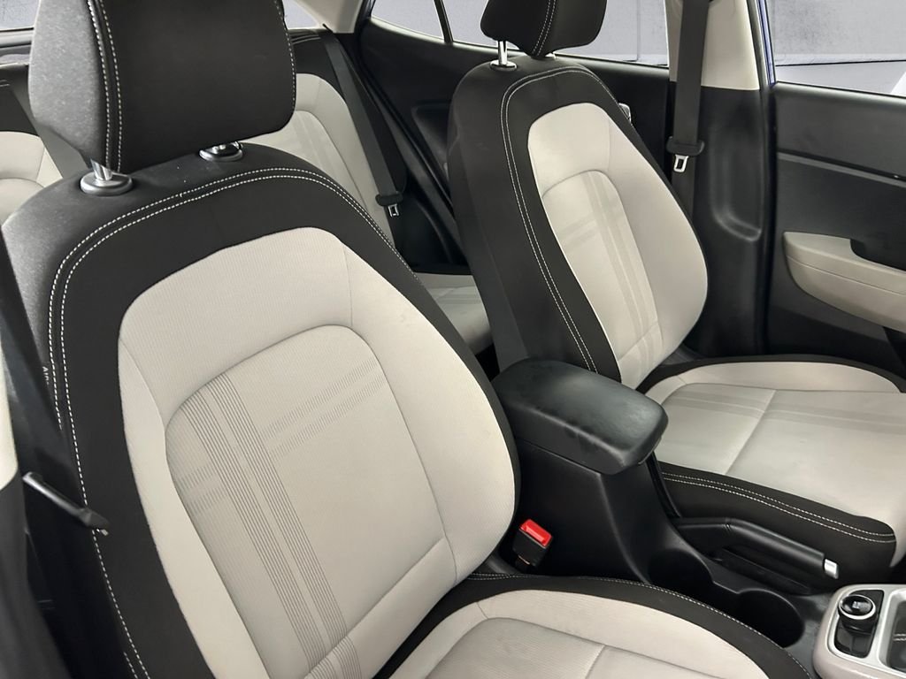 Used 2024 Blue Hyundai SEL image 14
