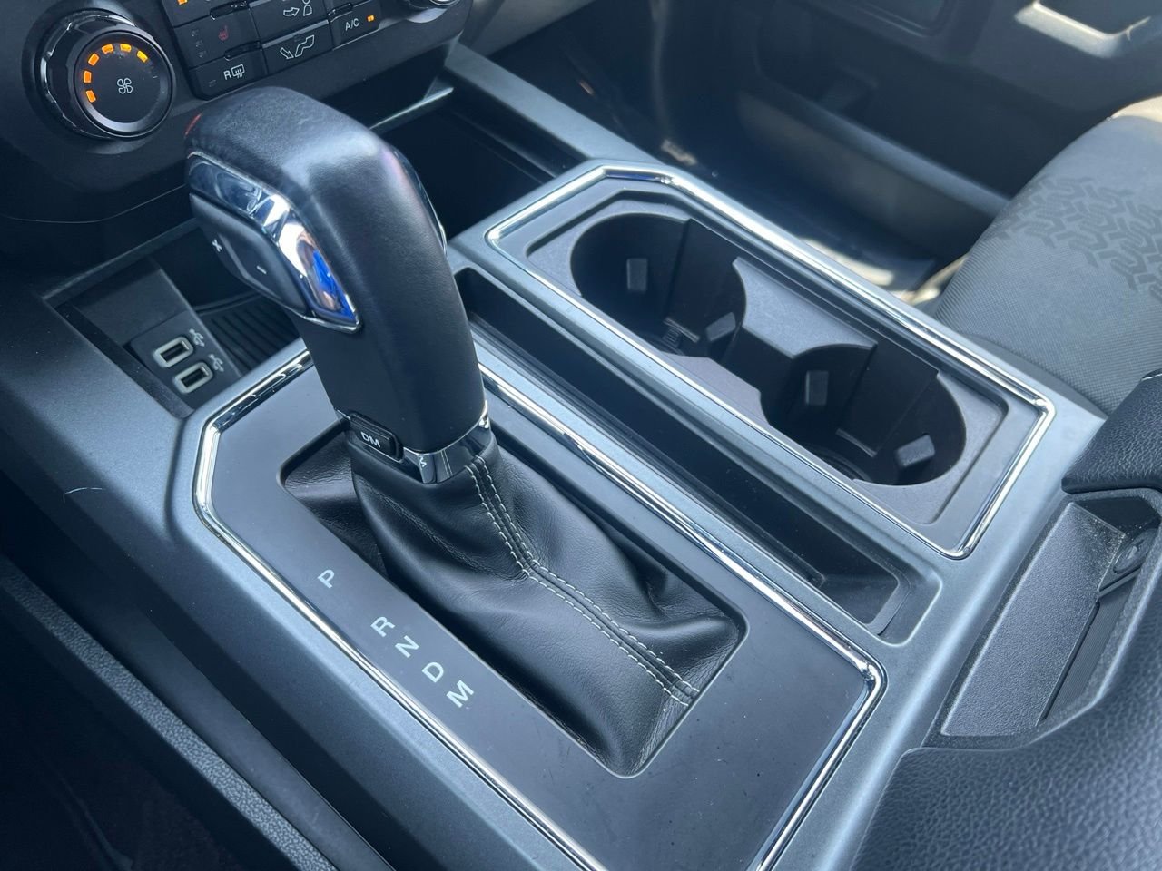 Used 2019 Blue Ford XLT image 36