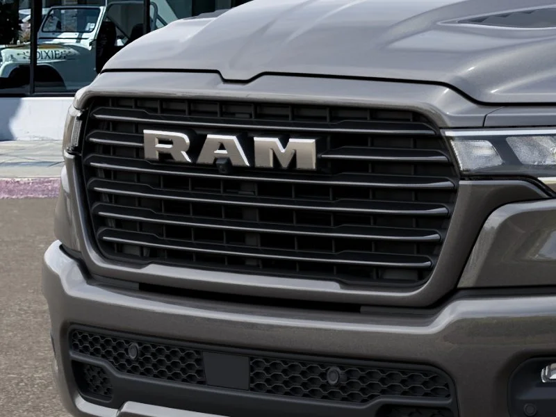 New 2026 Granite Crystal Metallic Clear-Coat Exterior Paint RAM Laramie image 37