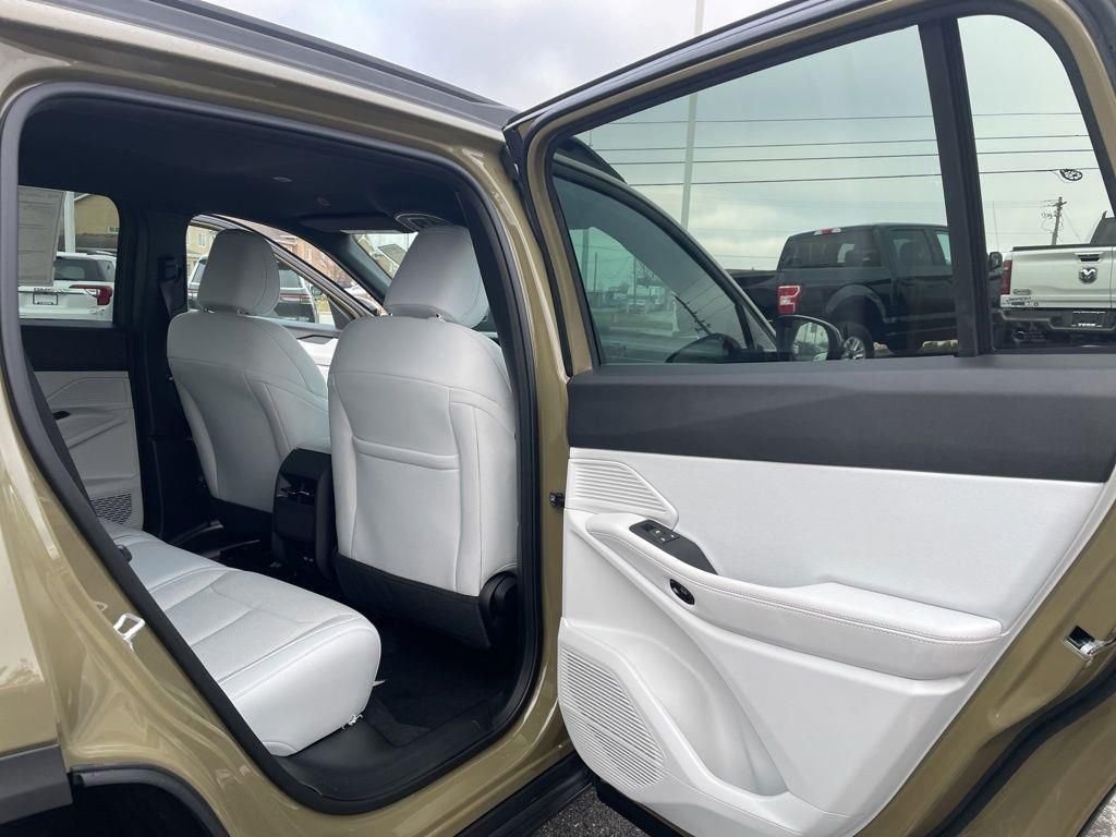 New 2026 41 Jeep Laredo image 33
