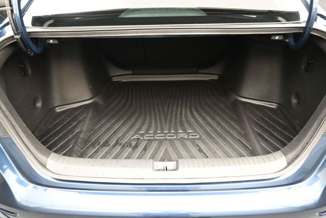 Used 2024 Canyon River Blue Metallic Honda EX image 23