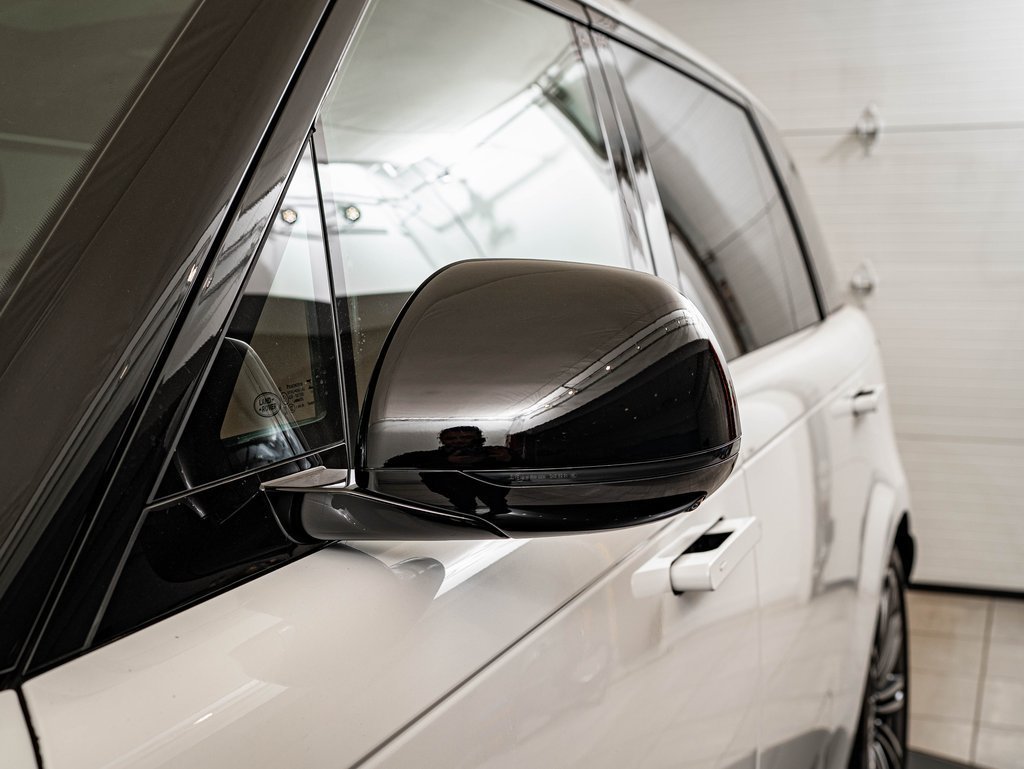 2026 Land Rover Range Rover SE - Photo 16