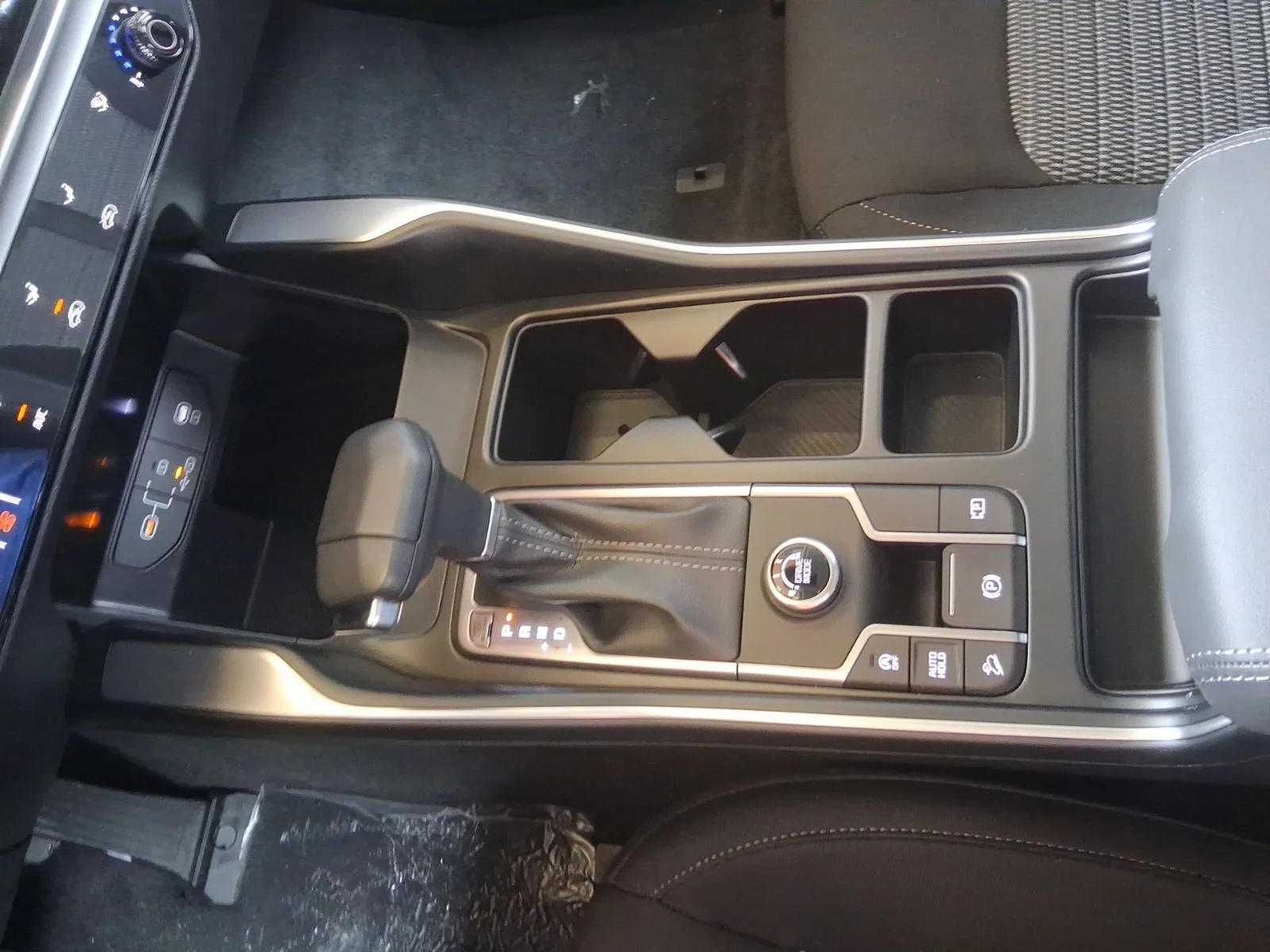 New 2026 White Kia LX image 17