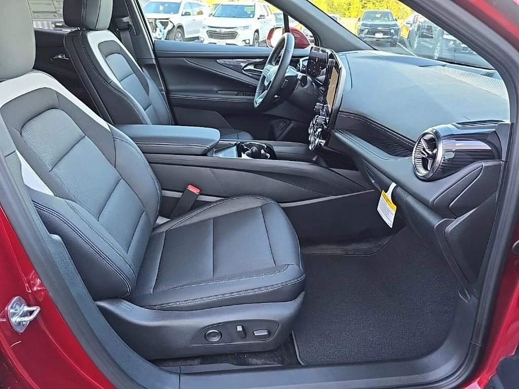 2026 Chevrolet Blazer EV LT - Photo 37