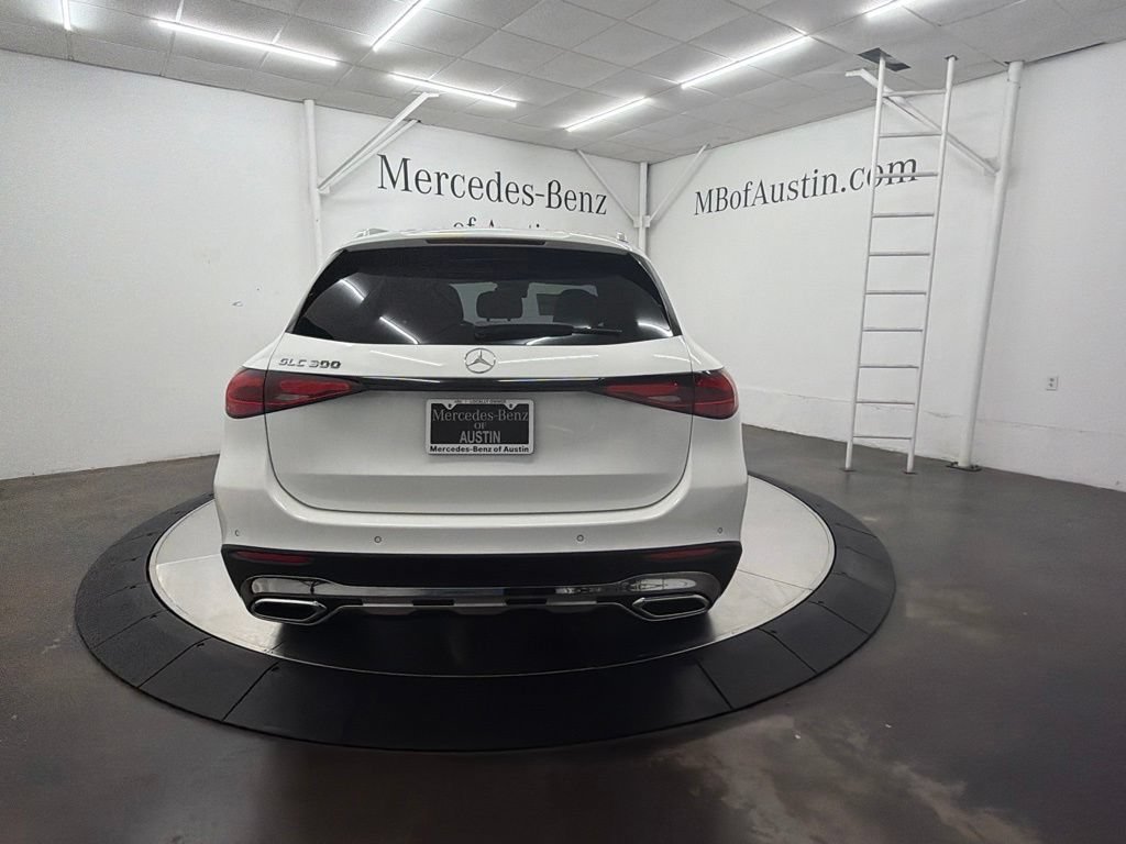 New 2027 Polar White Mercedes-Benz GLC 300 image 38