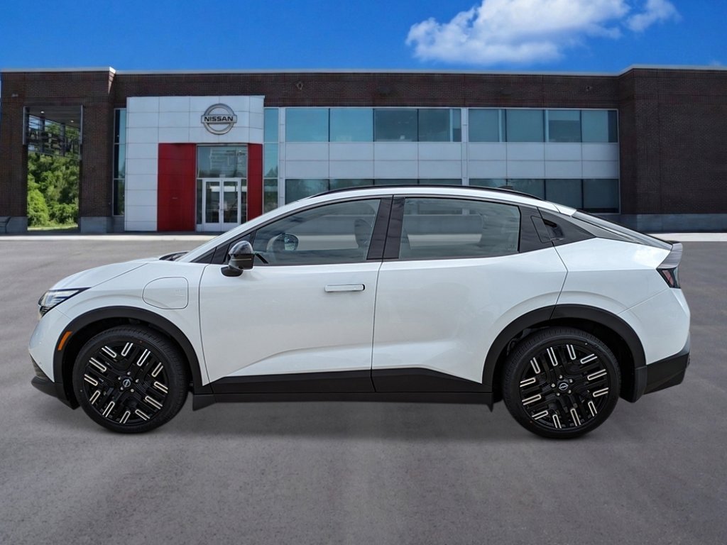 New 2026 Everest White Pearl Tricoat Nissan PLATINUM+ image 2