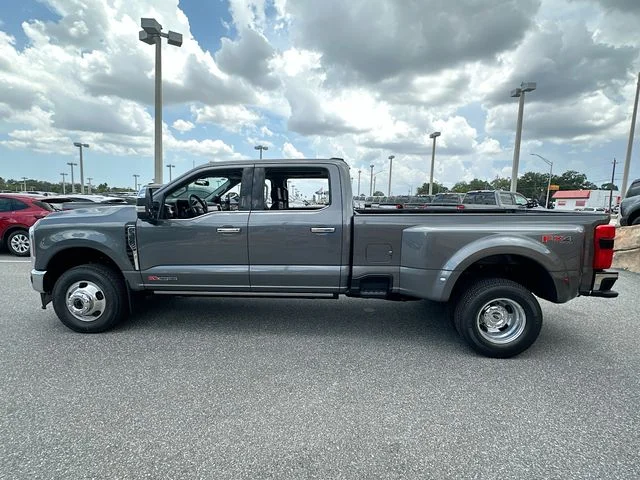 New 2026 Ford F-350SD Lariat