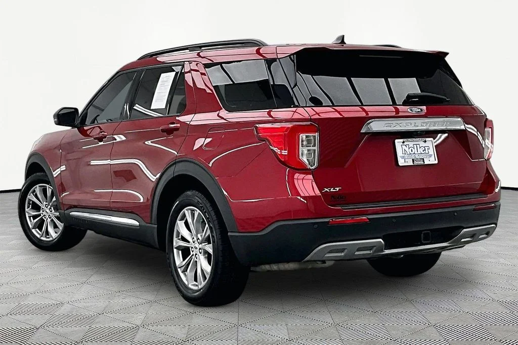 Certified Used 2023 Red Metallic Ford XLT image 13