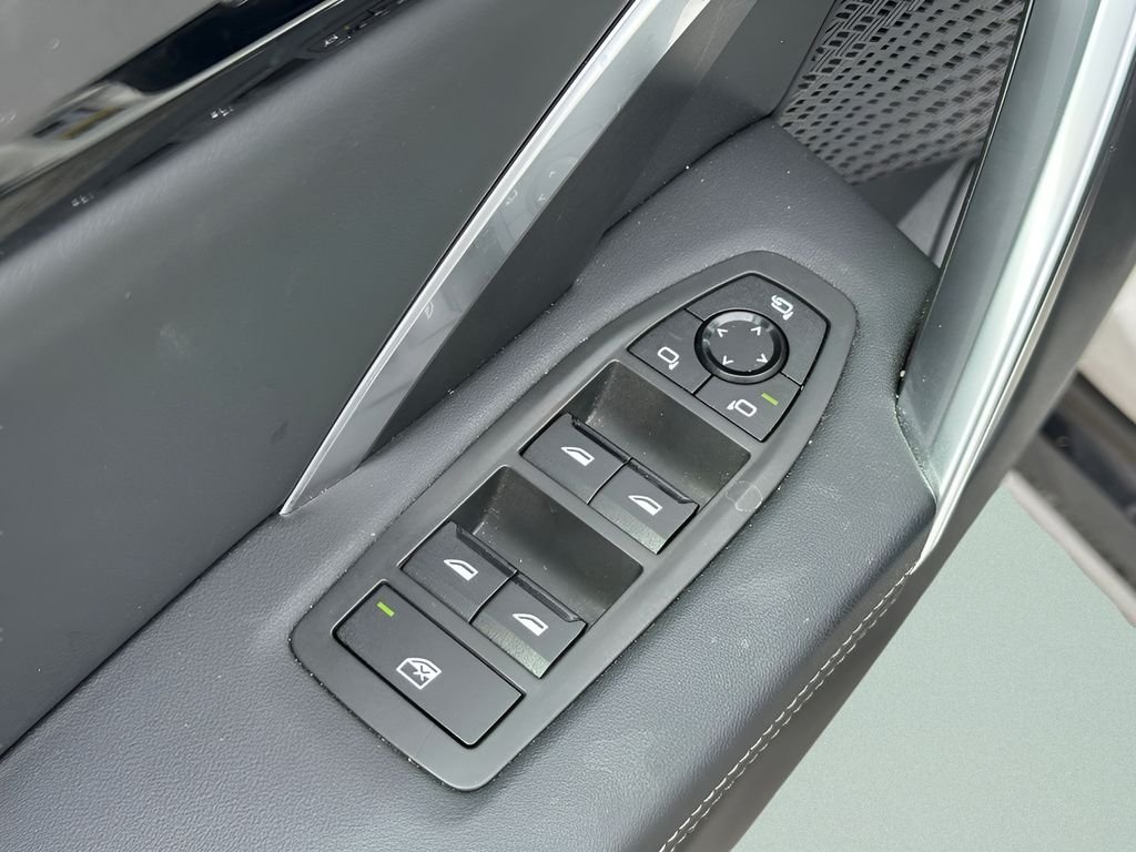 Certified Used 2023 White BMW xDrive28i image 13
