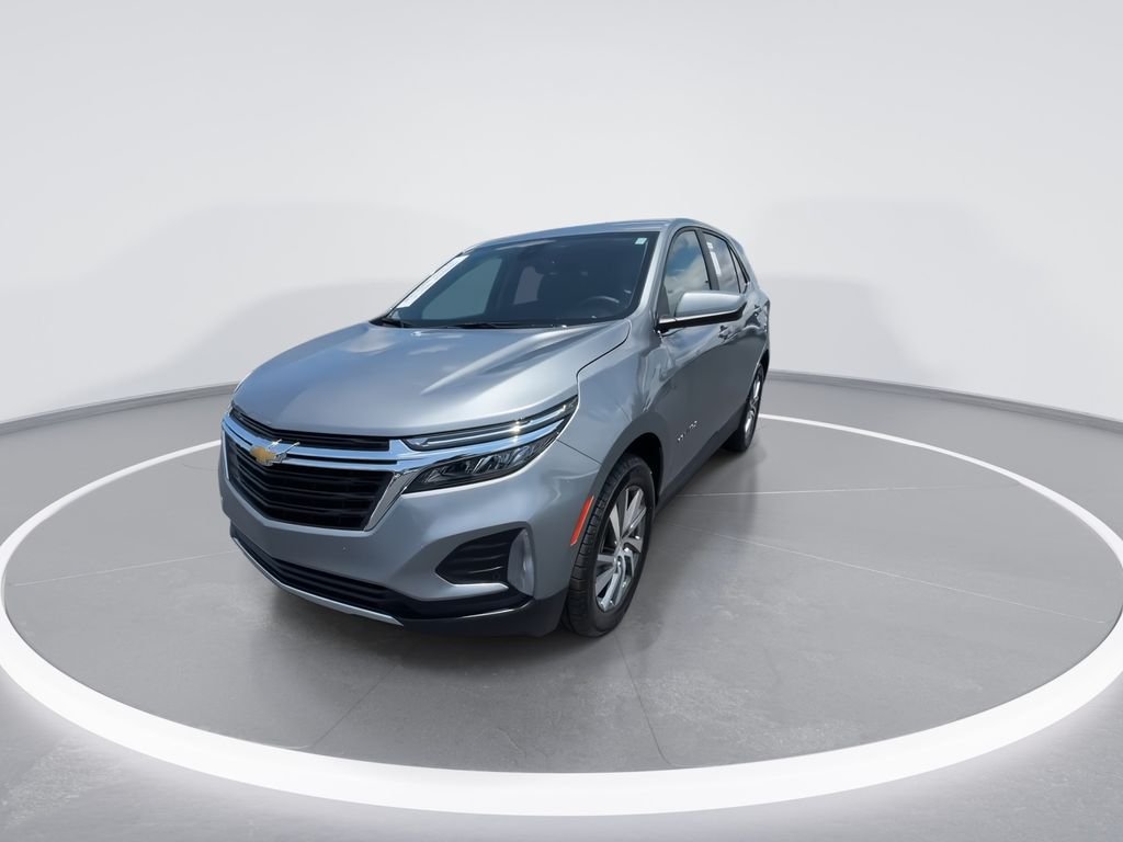 Used 2024 Gray Chevrolet LT image 4