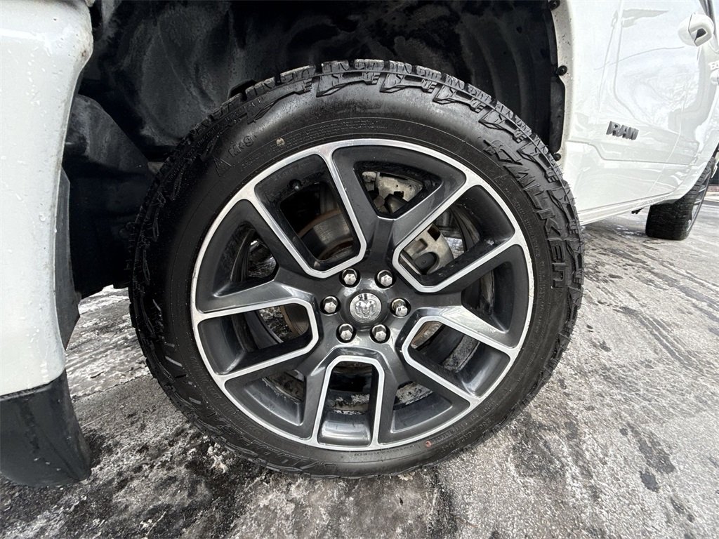 2019 RAM 1500 - Image 9