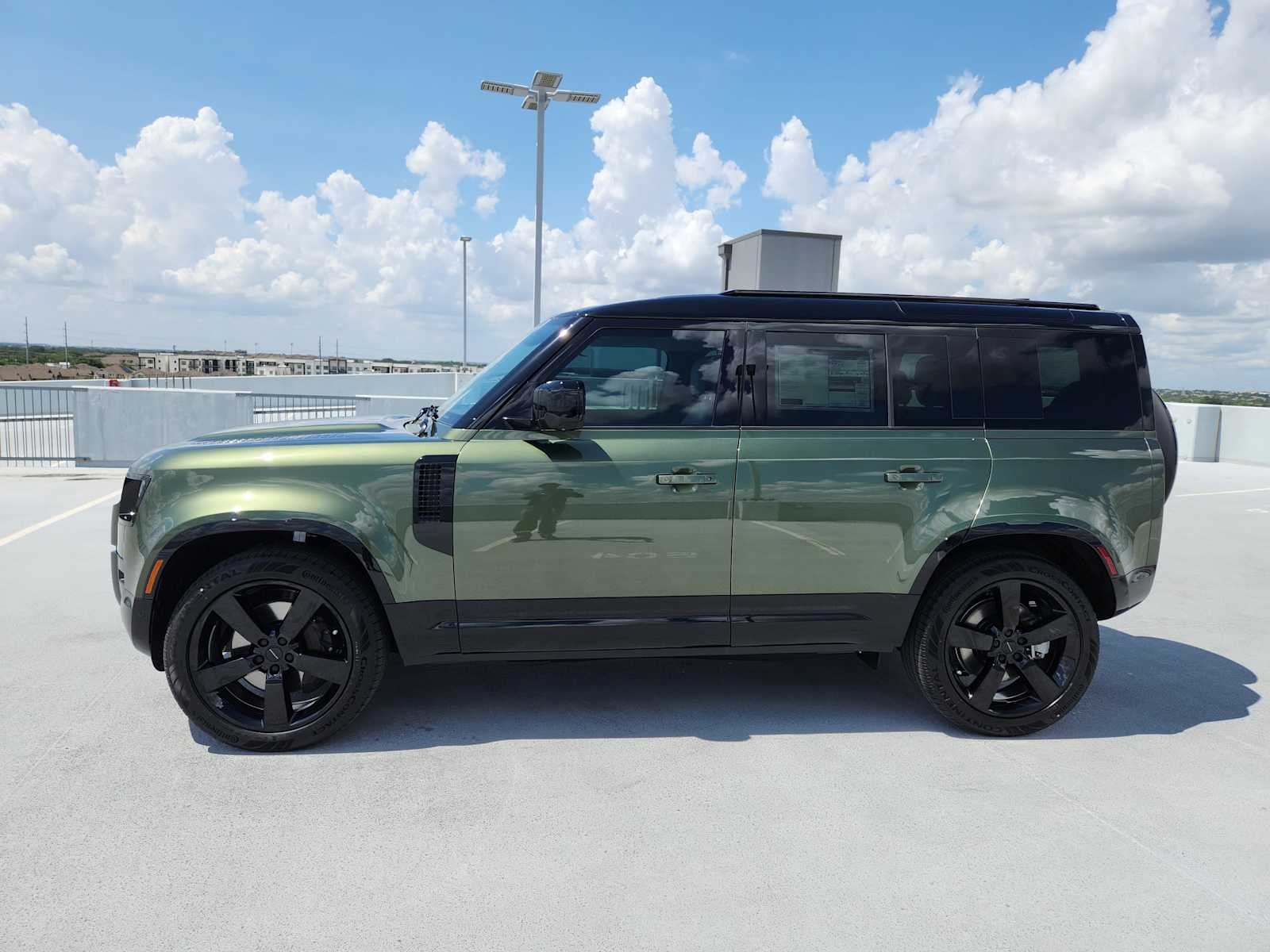 New 2026 Woolstone Green LAND ROVER X-Dynamic SE image 4