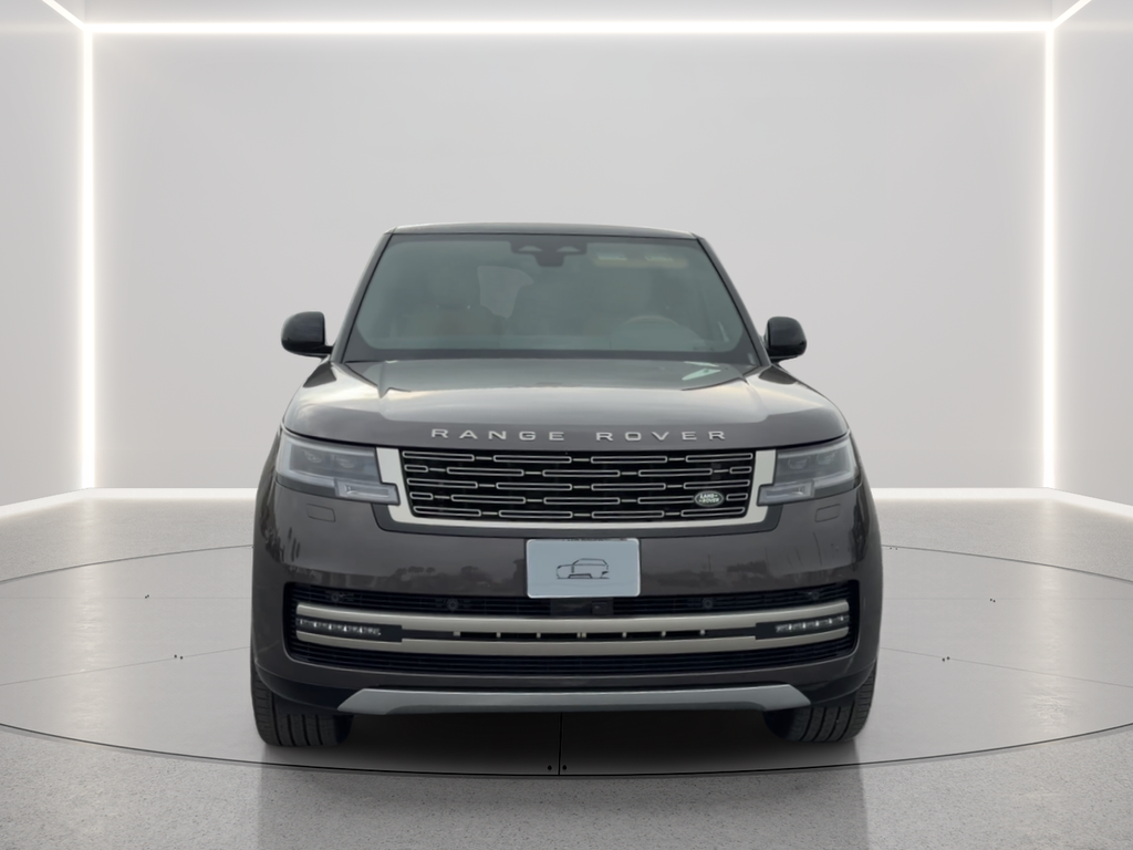 New 2026 Charente Grey Land Rover SE image 2
