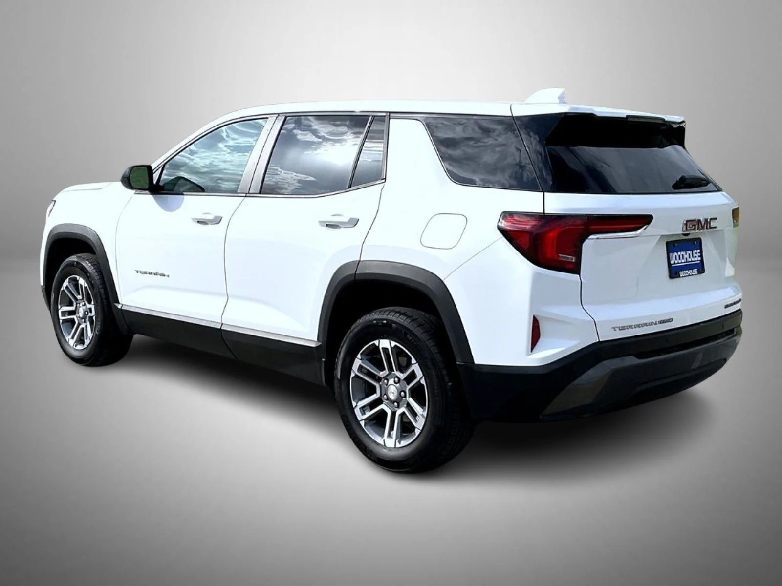 Used 2026 White GMC Elevation image 7