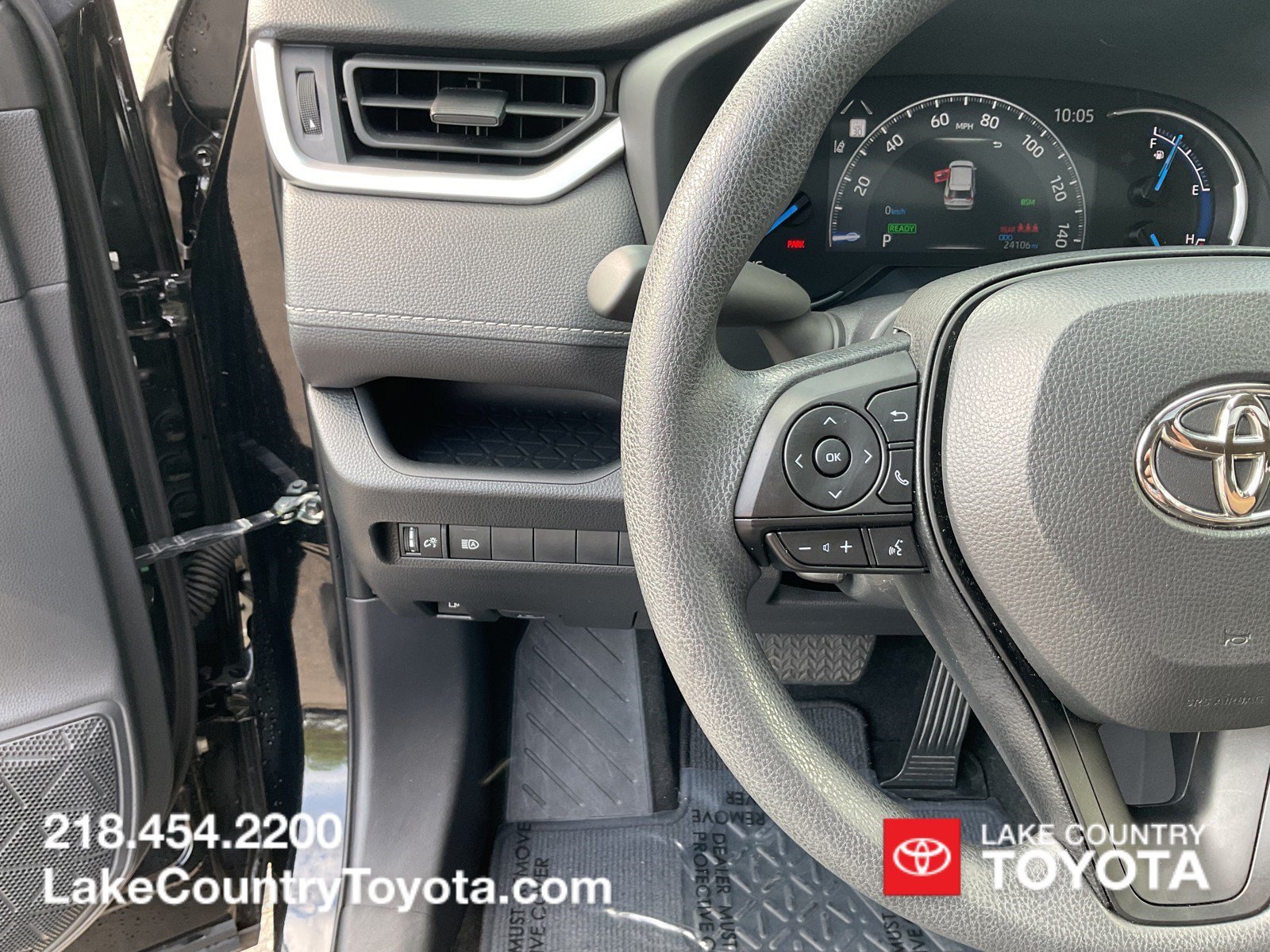 Used 2025 Black Toyota XLE image 29
