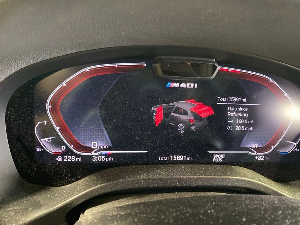 Used 2022 Black Sapphire Metallic BMW M40i image 11