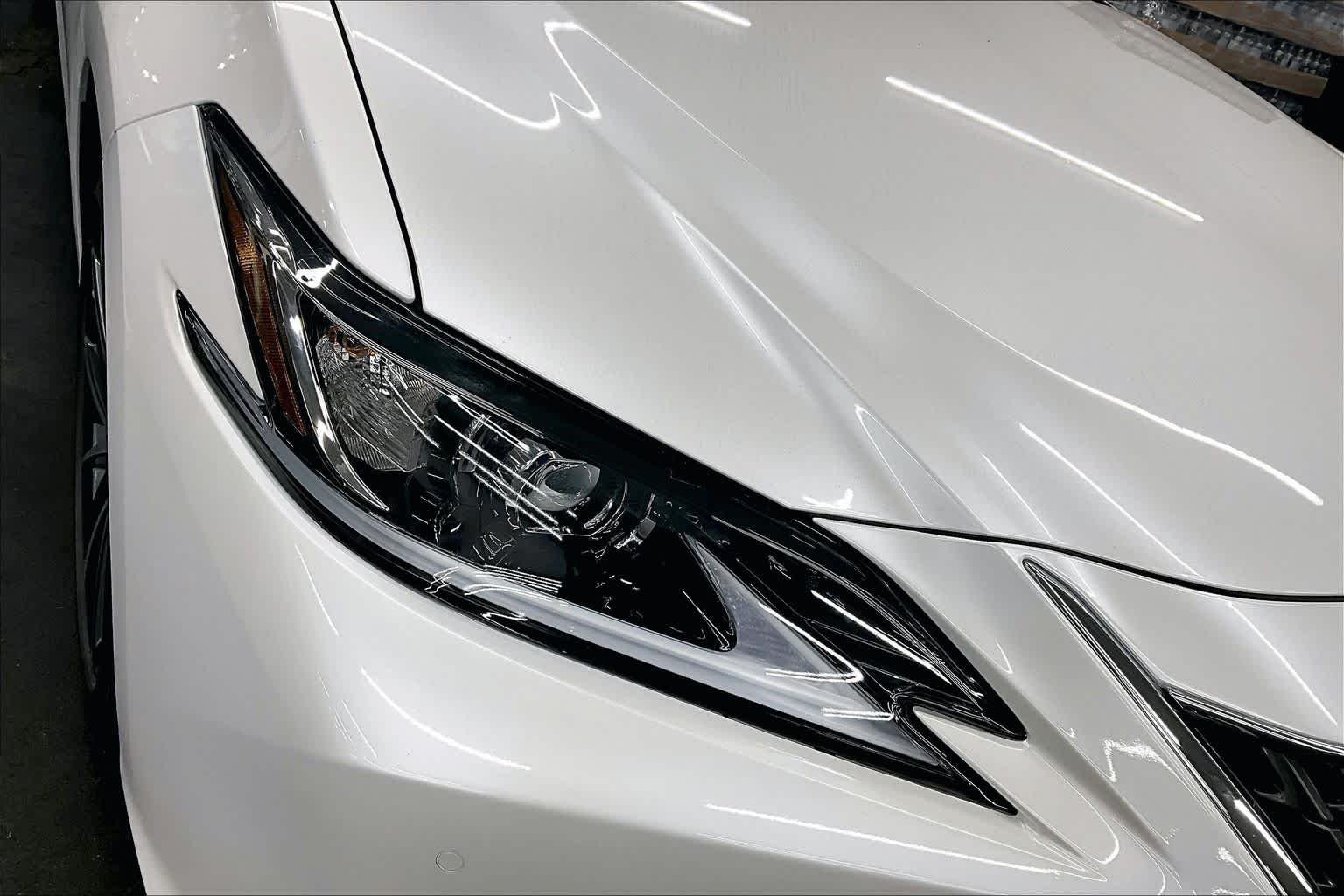 Certified Used 2024 Eminent White Pearl Lexus  image 28