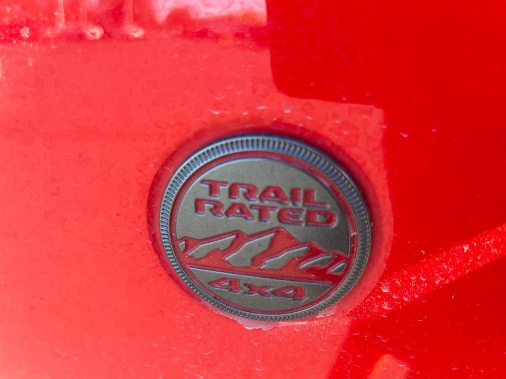Used 2022 Firecracker Red Clearcoat Jeep Rubicon image 14