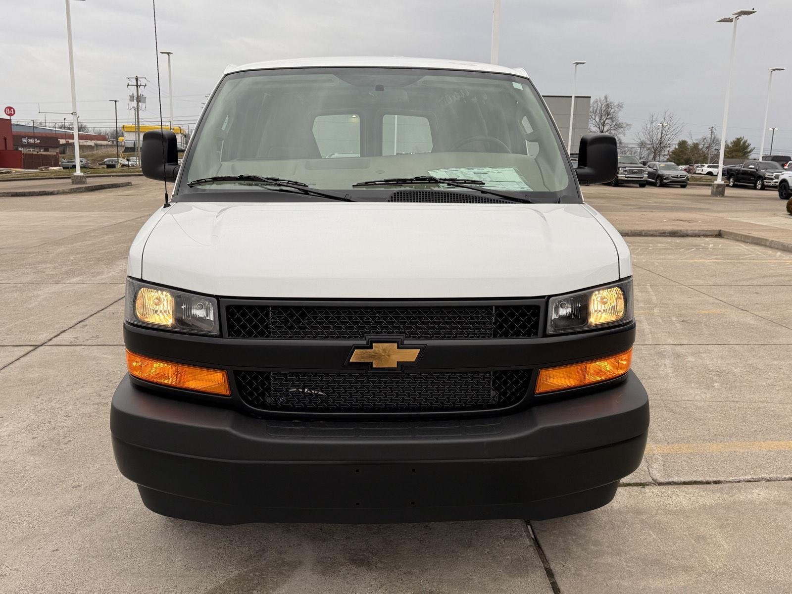 2026 Chevrolet Express Cargo Work Van - Photo 37