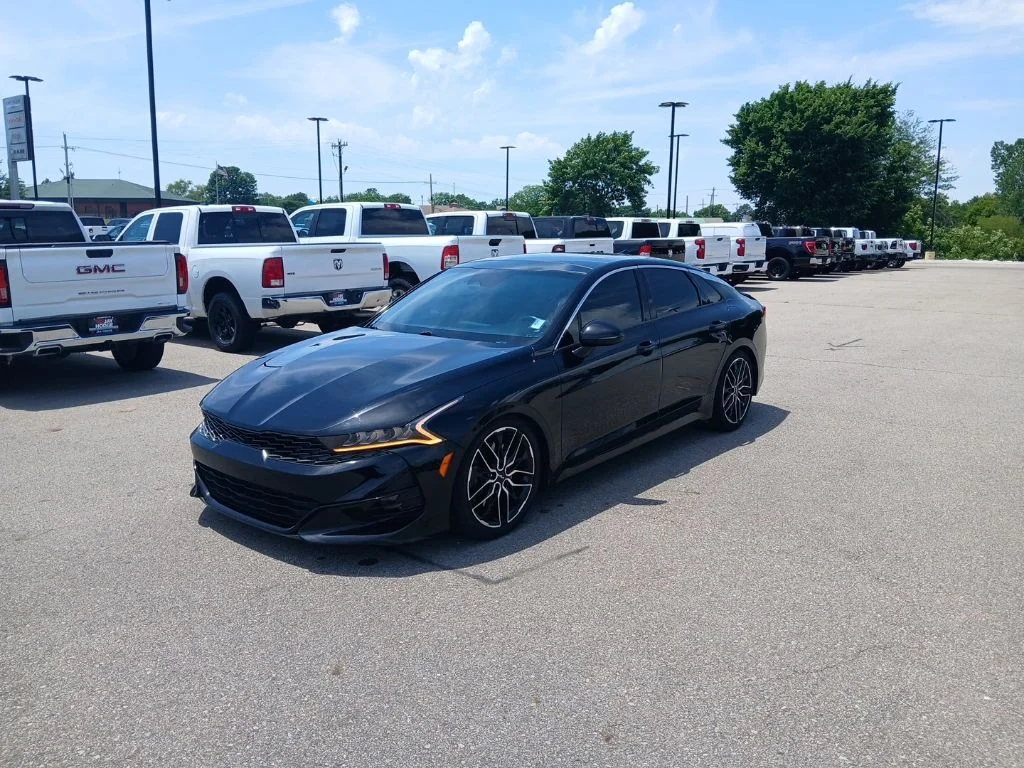 Used 2023 Black Kia GT image 4