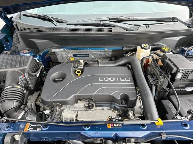 Used 2022 BLUE GLOW METALLIC Chevrolet LT image 20