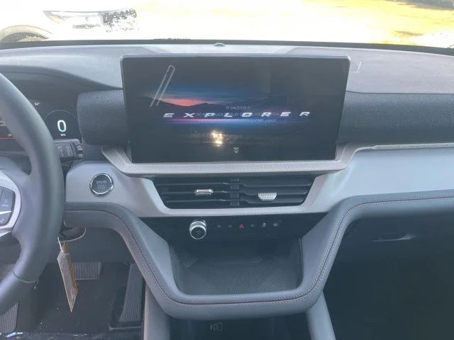2026 Ford Explorer Active - Photo 16