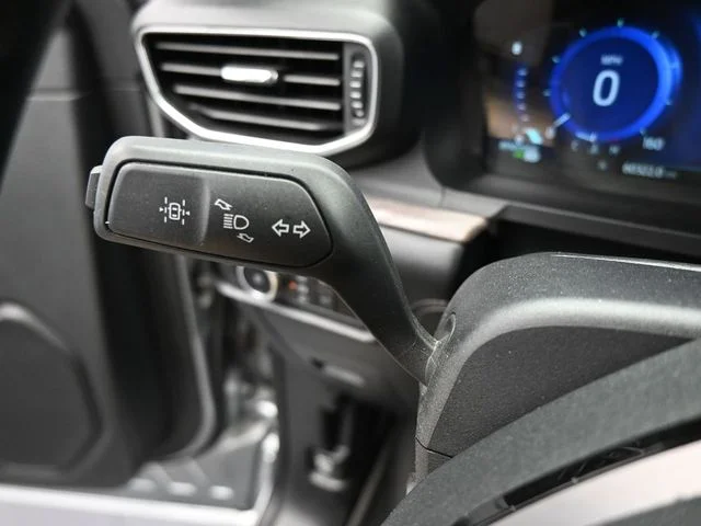Used 2023 Silver Ford Platinum image 20