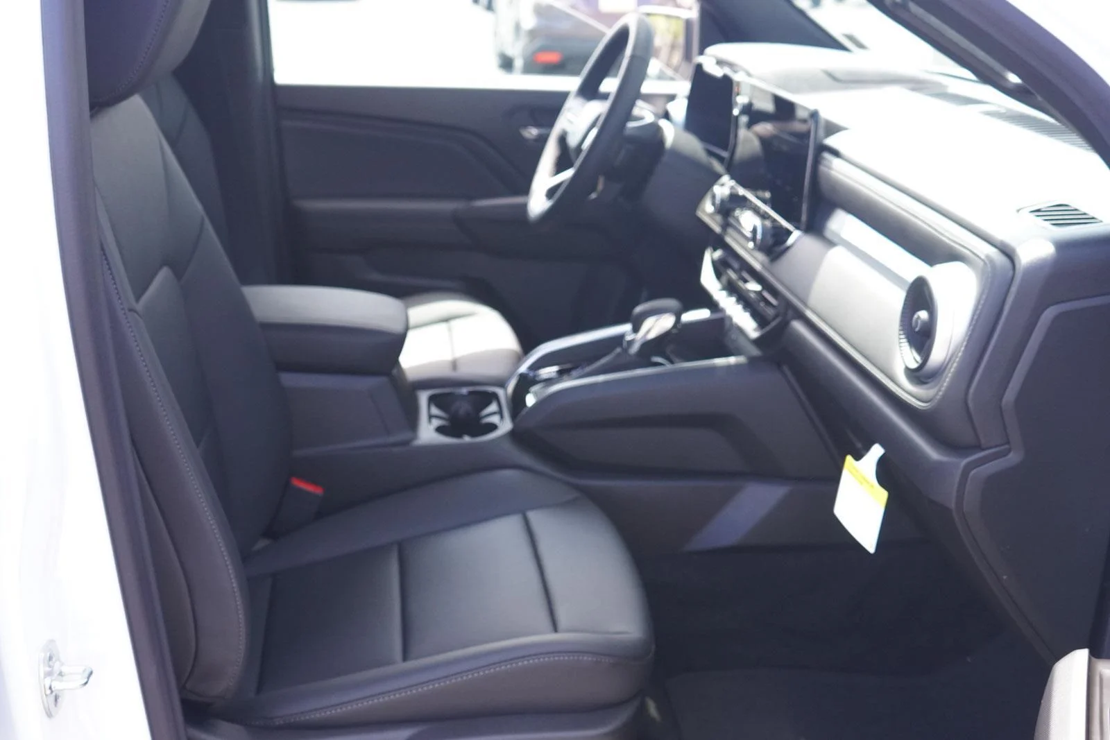 2026 Chevrolet Colorado LT - Photo 29