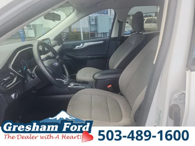 Certified Used 2021 Oxford White Ford SE image 15