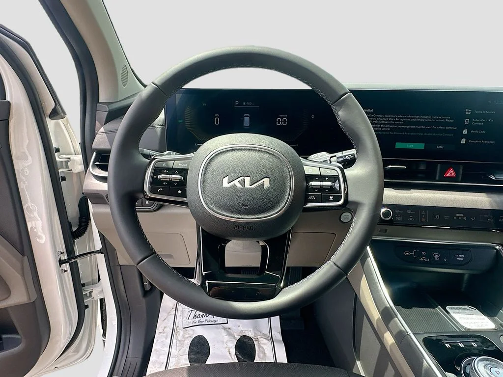 New 2026 Snow White Pearl Kia EX image 11