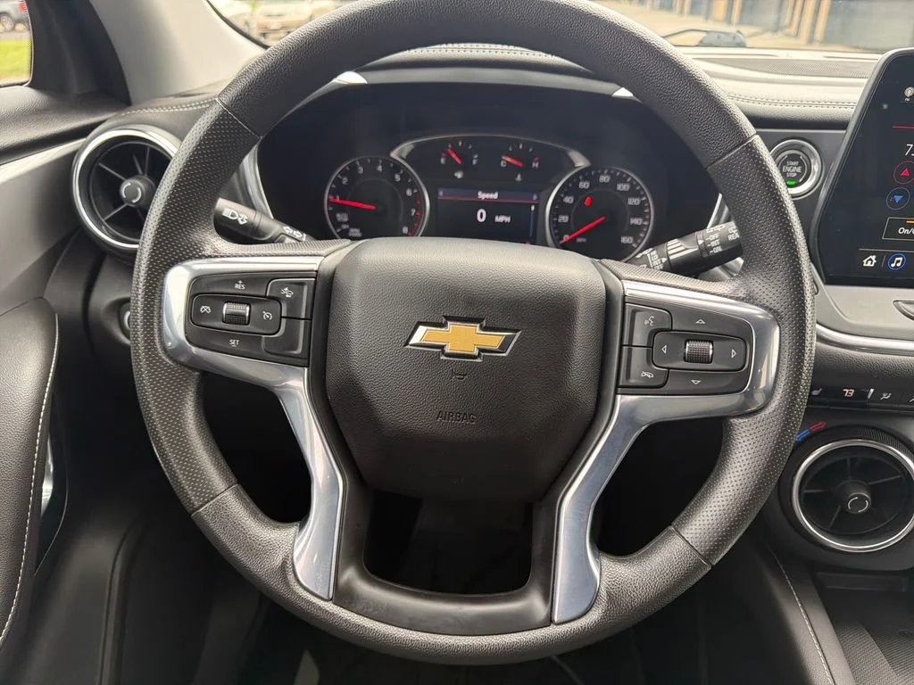 Used 2023 Gray Chevrolet LT image 14