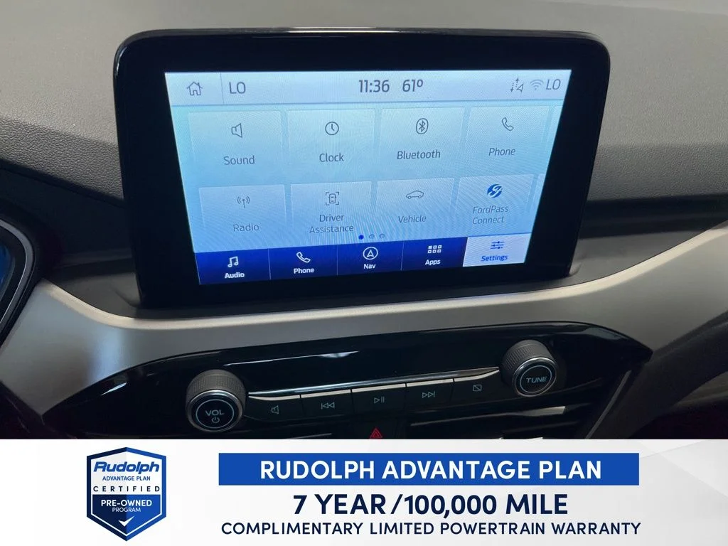 Used 2022 Black Ford SEL image 21