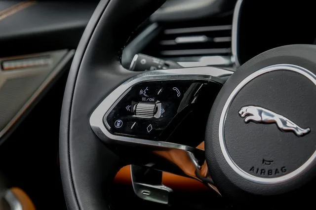 2026 Jaguar F-Pace R-Dynamic S - Photo 21