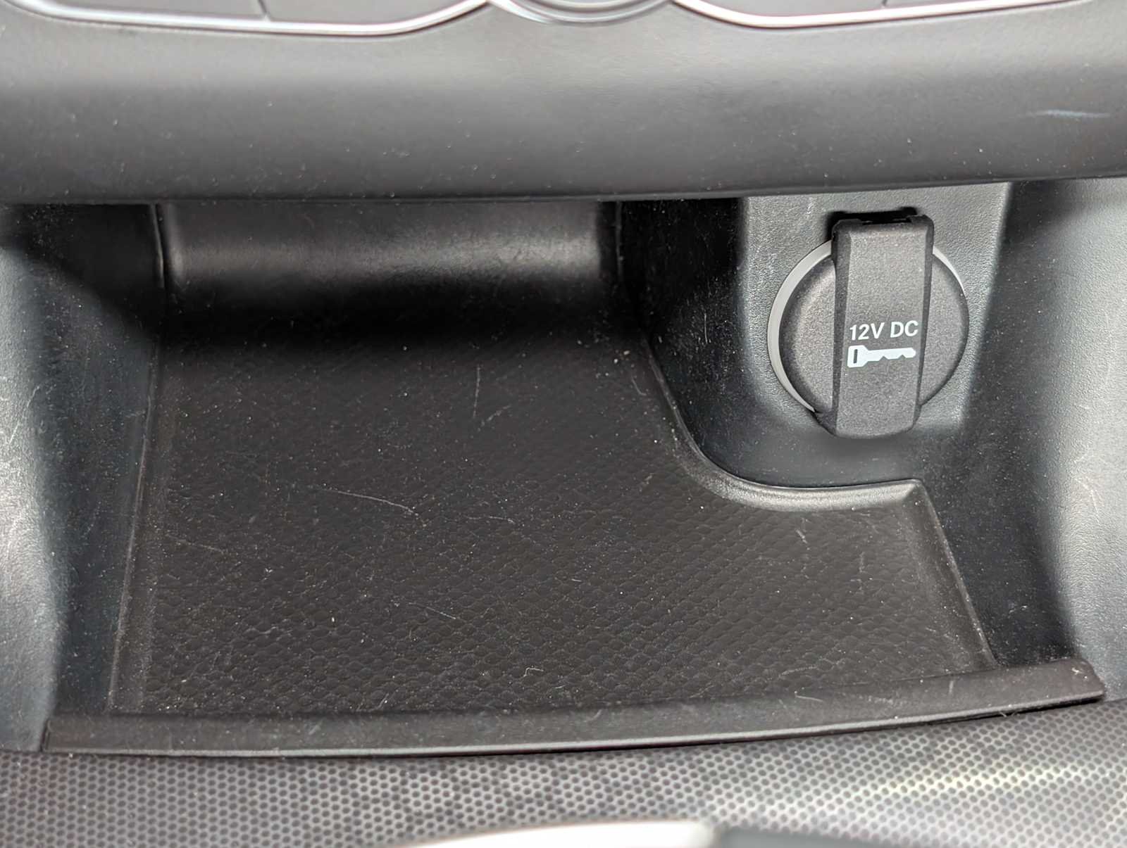 Used 2018 Torred Clearcoat Dodge GT image 30