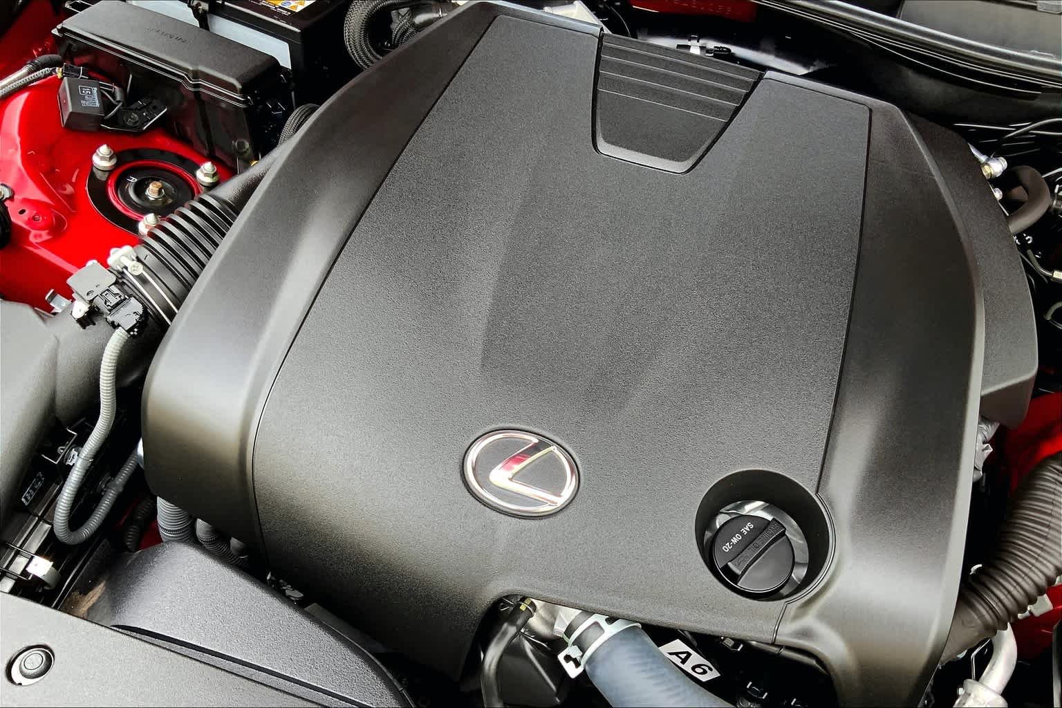 Used 2015 Matador Red Mica Lexus  image 32