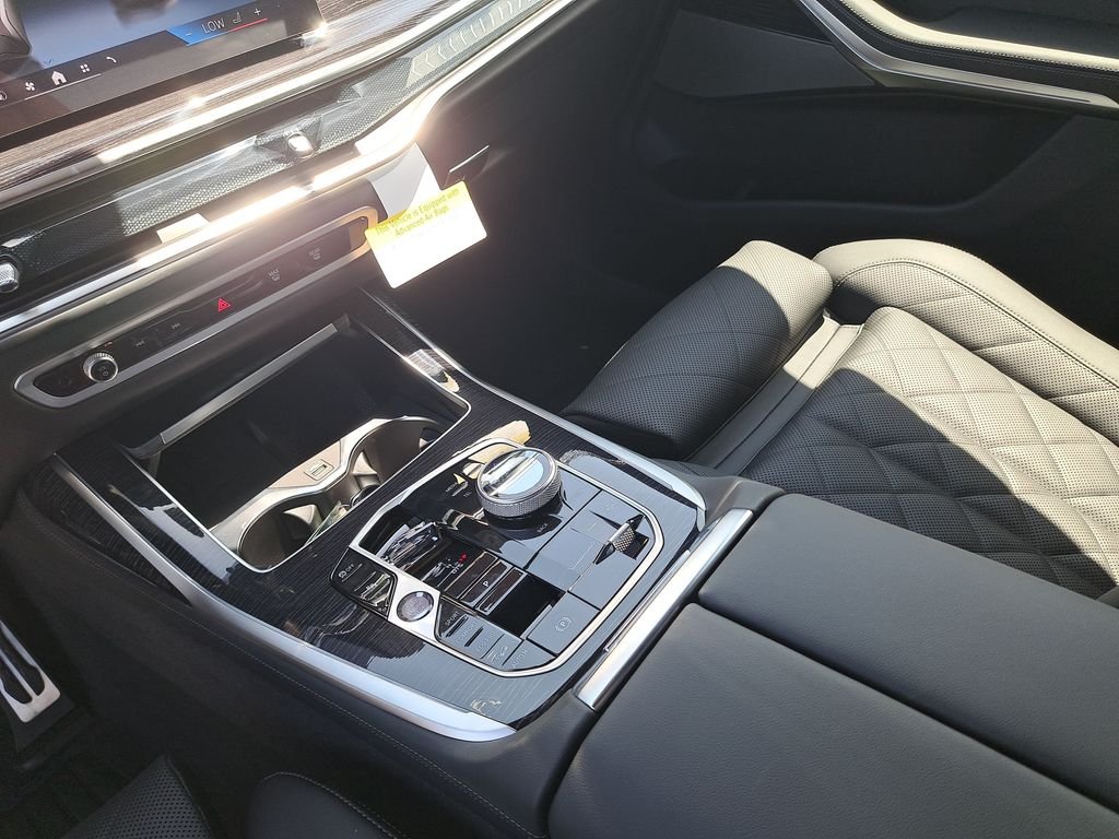 New 2027 Black Sapphire Metallic BMW xDrive40i image 16