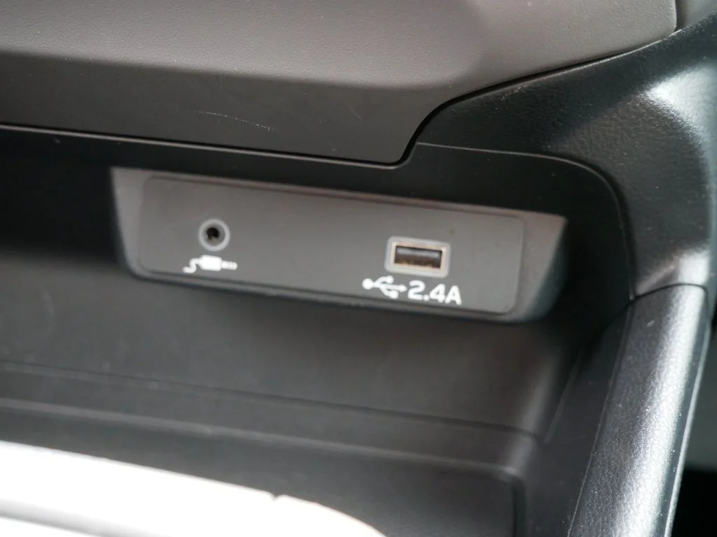 Used 2024 Gray Subaru Base image 28