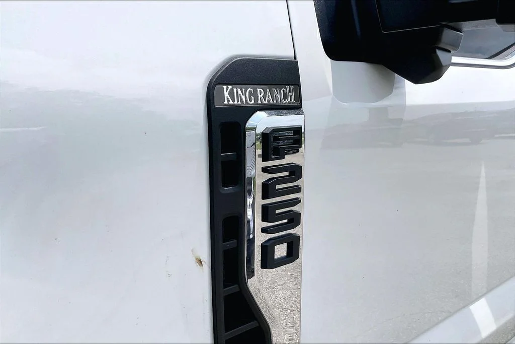 New 2026 Ford Super Duty F-250 King Ranch 4D Crew Cab