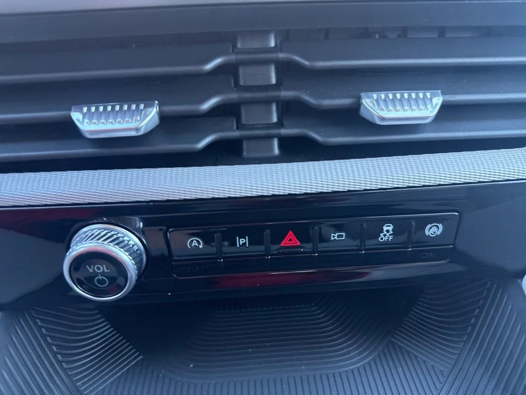New 2026 Black Ford Active image 38