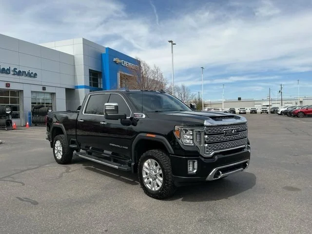 2020 GMC Sierra Denali 4WD Crew Cab Standard Box SRW's photo