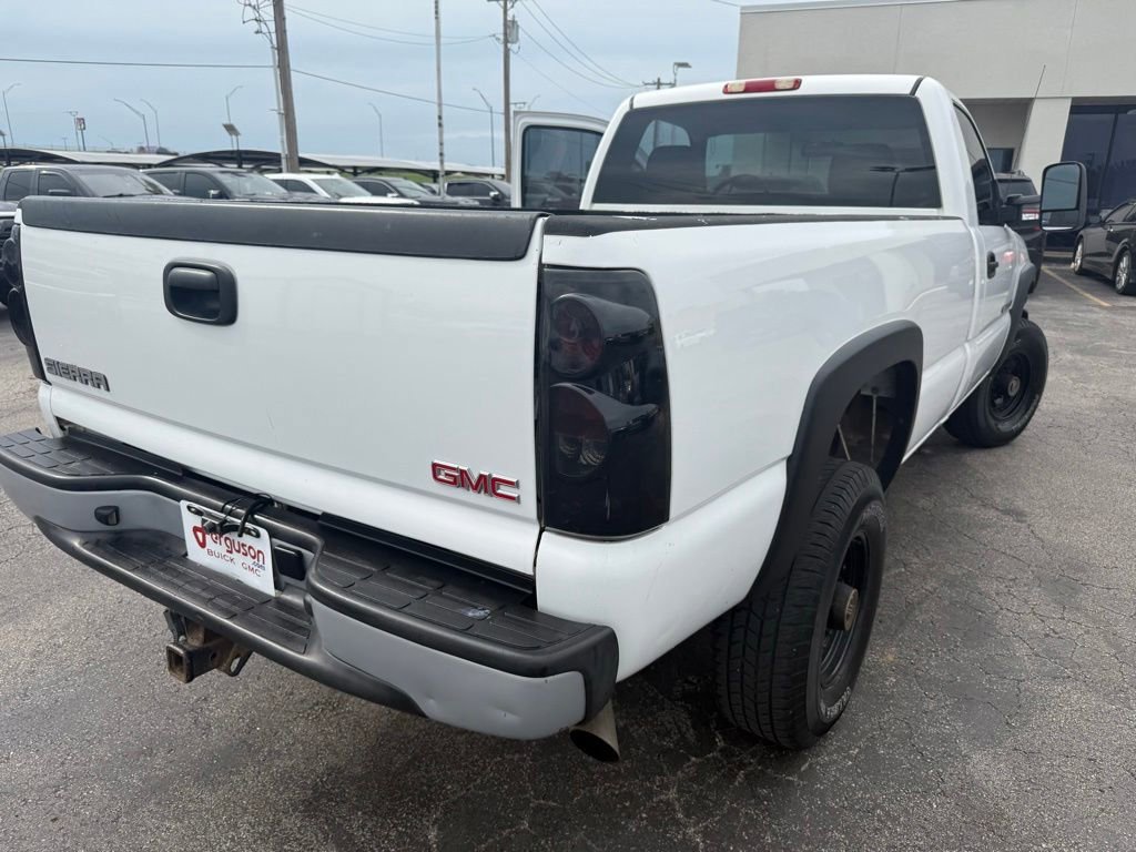 Used 2007 Summit White GMC Work Truck image 4