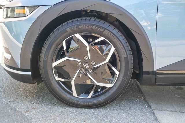 Certified Used 2024 Blue Hyundai SEL image 10