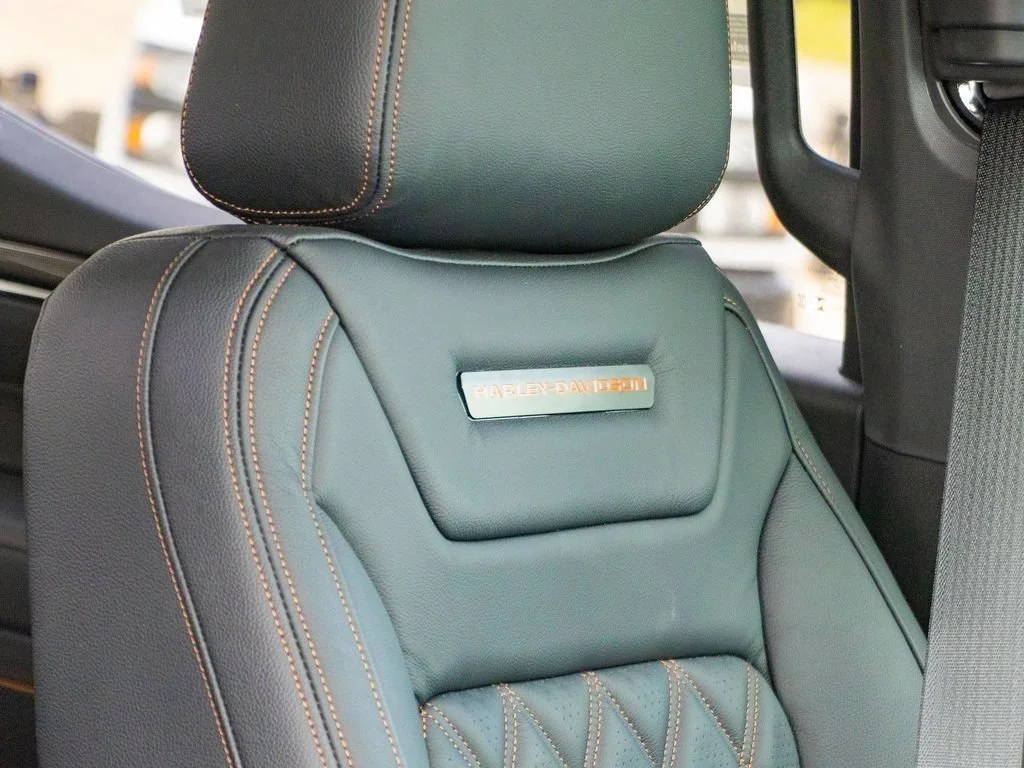 2025 GMC Sierra 1500 AT4 - Photo 12