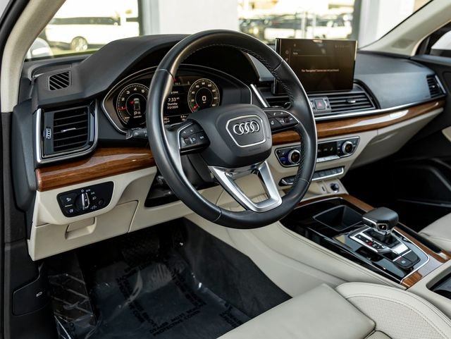 Used 2023 Glacier White Audi 45 S line Premium image 18