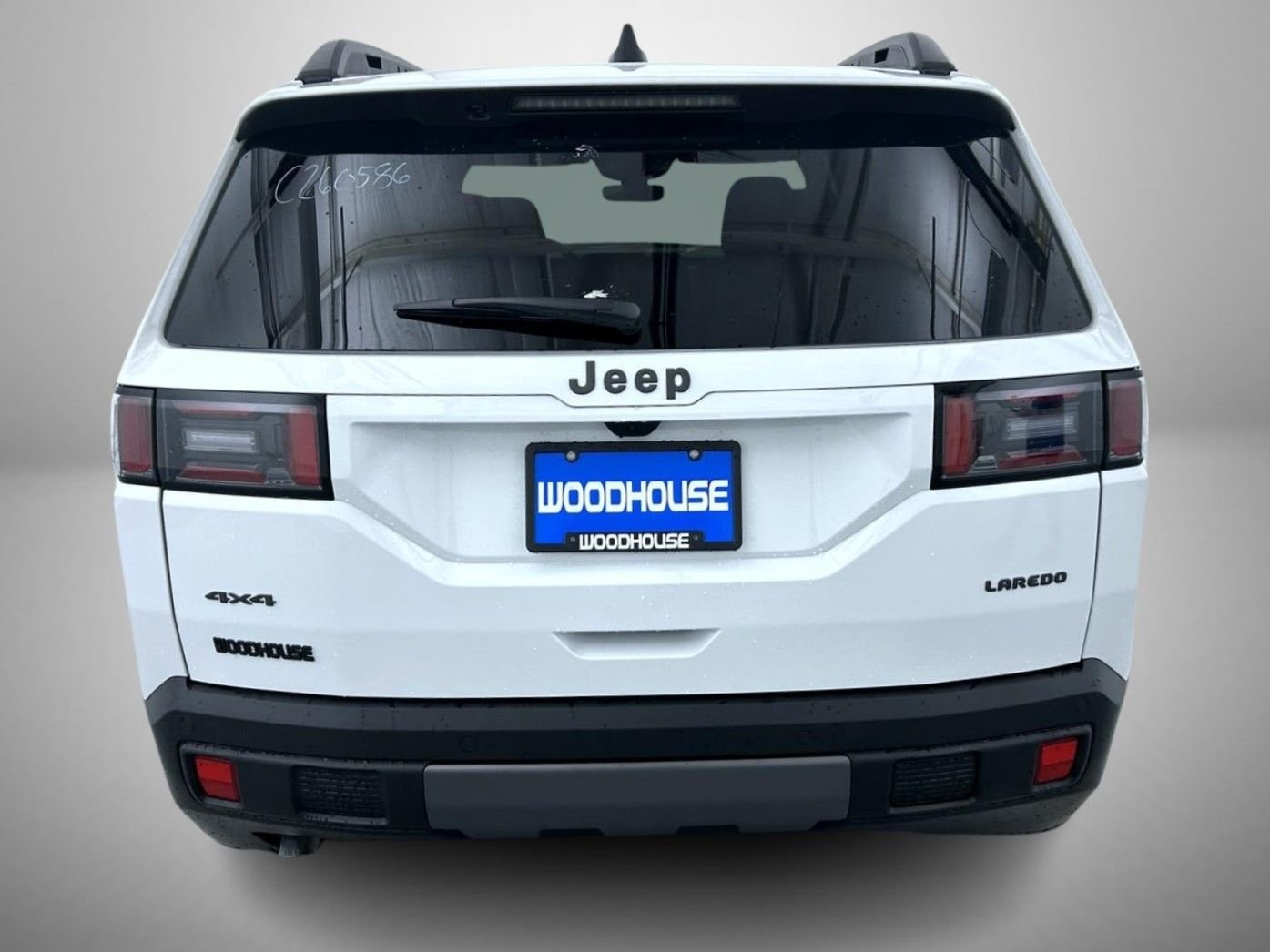 New 2026 Bright White Clear-Coat Exterior Paint Jeep Laredo image 6