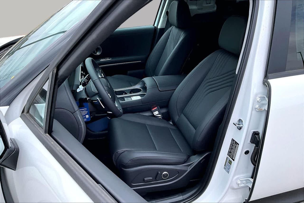 New 2026 Creamy White Pearl Hyundai SEL Premium 8P image 9