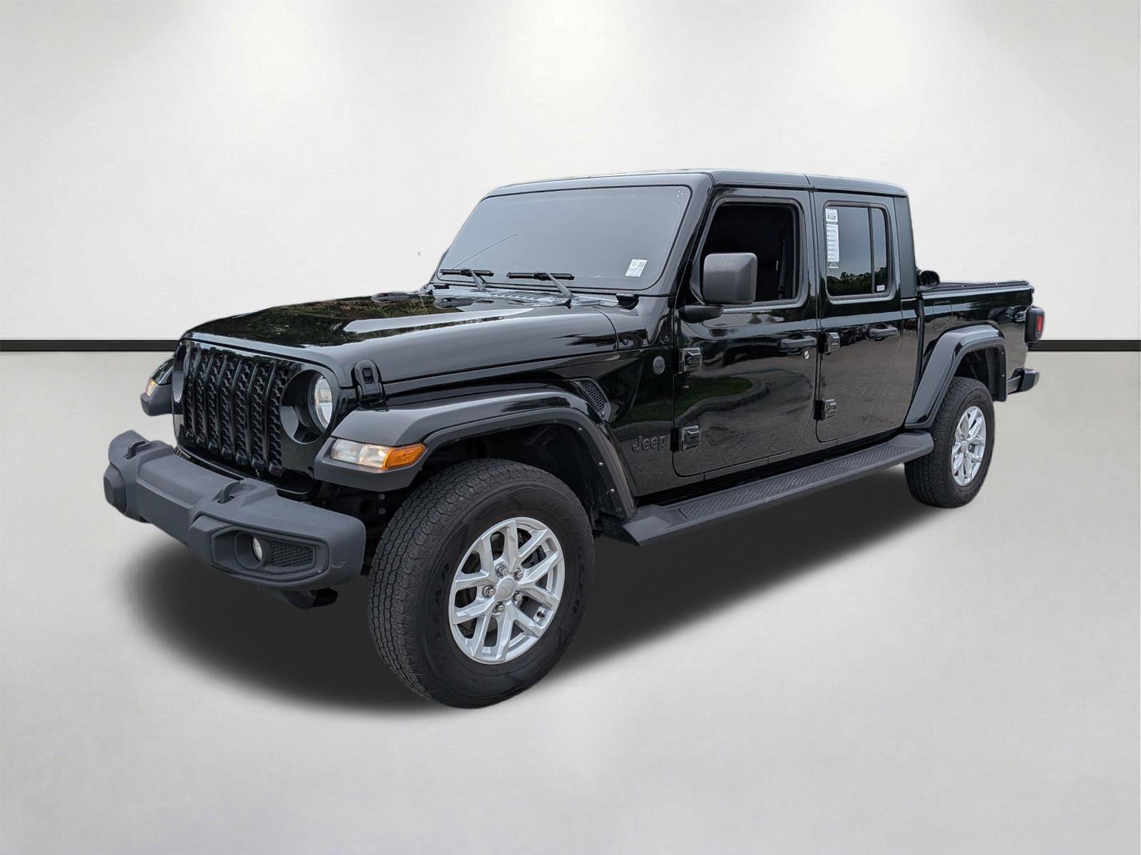 Used 2023 Black Clearcoat Jeep Sport S image 8
