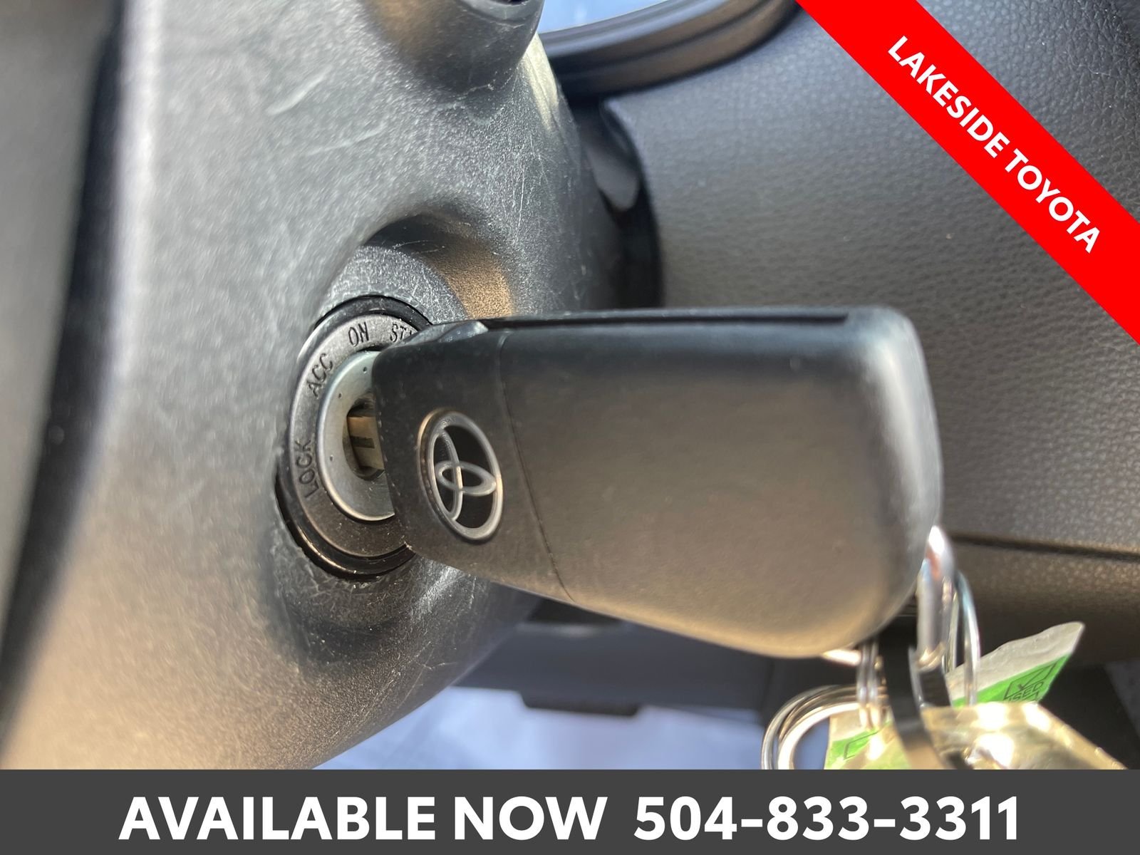 Used 2023 White Toyota LE image 32