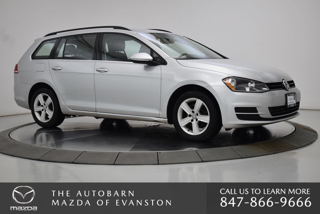 Used 2015 Reflex Silver Metallic Volkswagen S image 11
